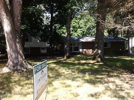 1st image of 23207 Leslie Ln