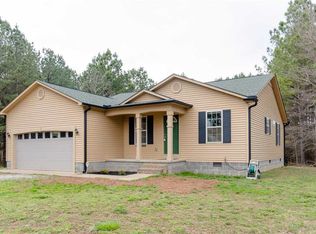 732 Longsought Rd, Wildersville, TN 38388