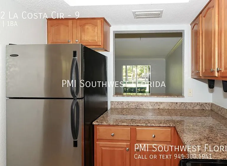 942 La Costa Cir #9 — Photo 8