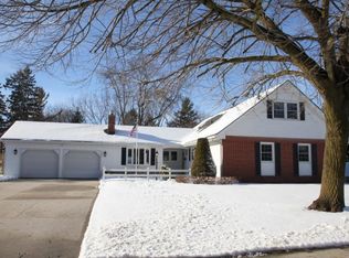 1805 Calumet Dr, NEW HOLSTEIN, WI 53061