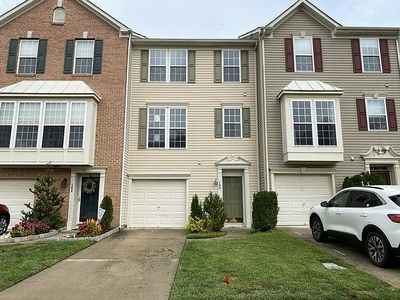 100 Colts Neck Dr, Sicklerville, NJ, 08081