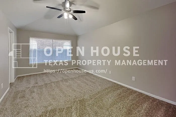 17423 Saxon Dr — Photo 11