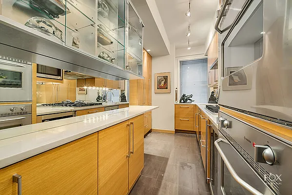 Sold by Fox Residential Group | media 10