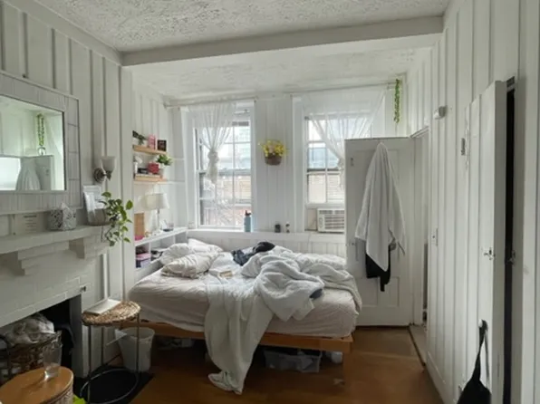 56 S Russell St, Boston, MA