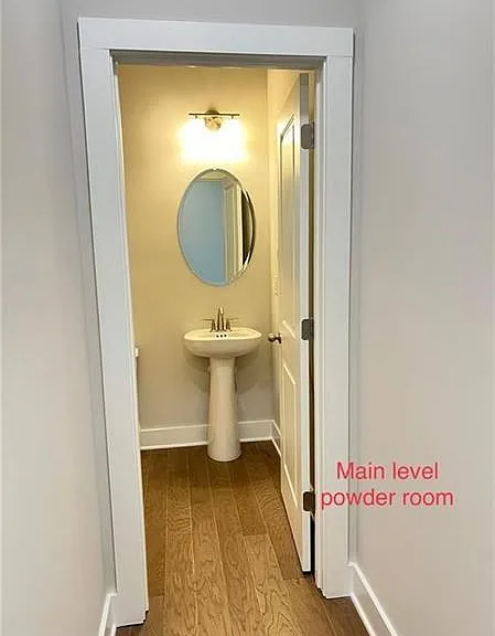 1249 Windmill Pkwy — Photo 15