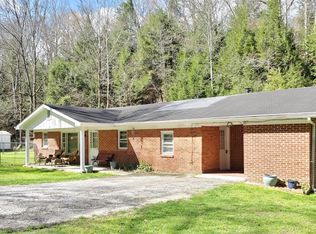 725 Huff School Rd, Mckee, KY 40447
