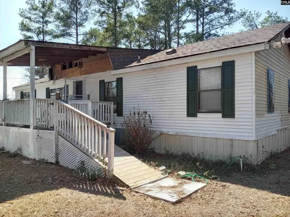 214 Fields Ln, Lexington, SC 29073