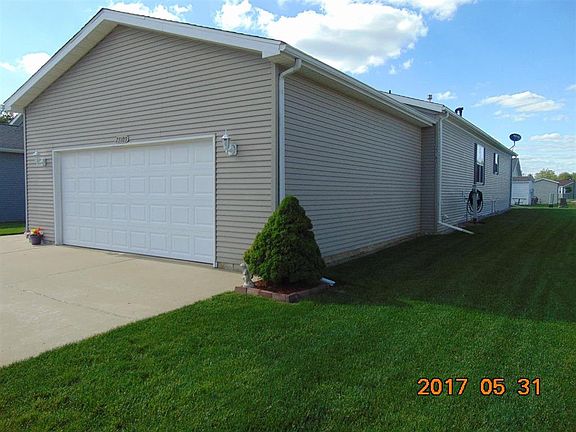 2nd image of 23103 Walnut Dr