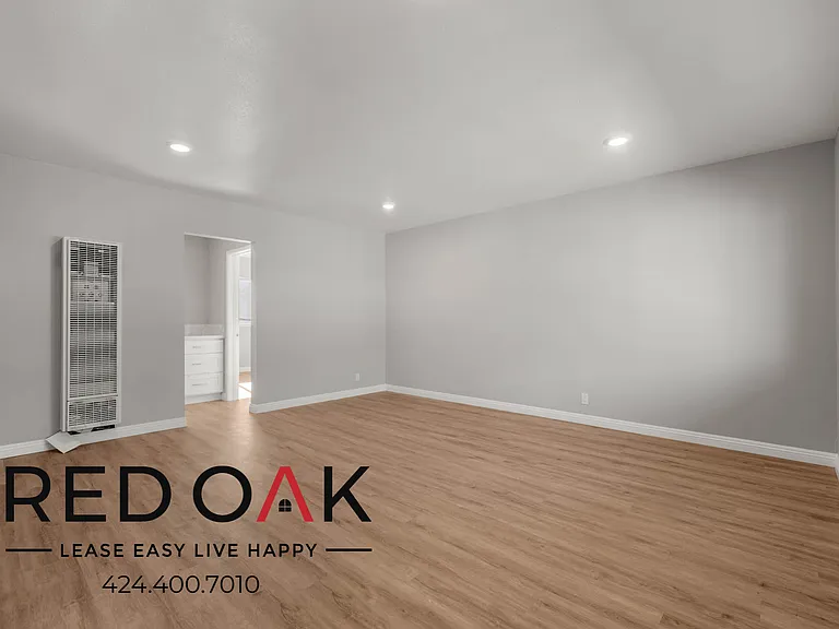 8015 S Western Ave #5 — Photo 9
