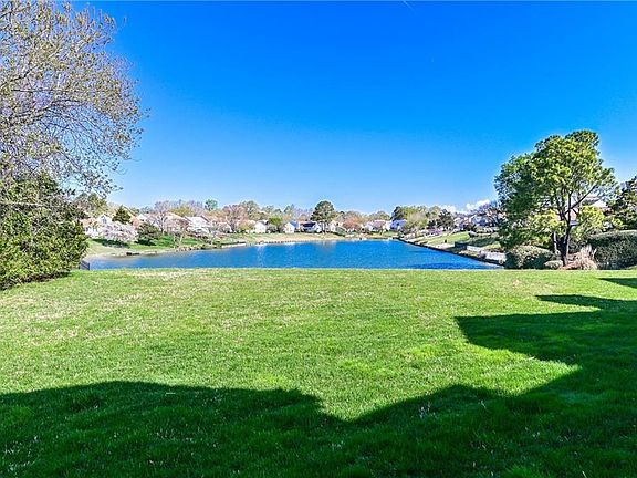 3rd image of 1085 Grand Oak Ln #127
