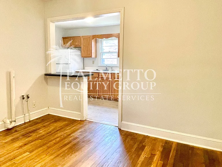908 Glenwood Ave — Photo 6