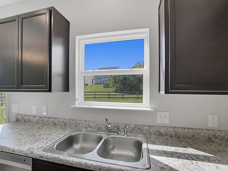 5089 Jessica Suzanne Dr — Photo 16