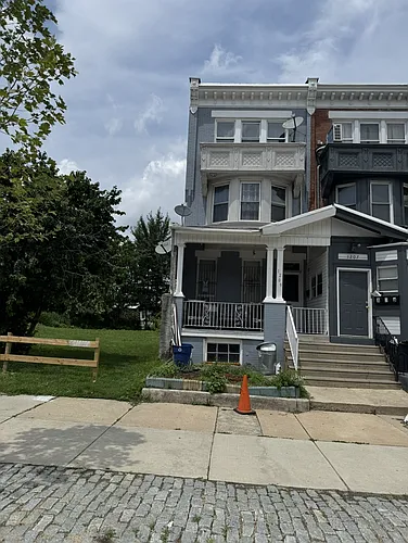 1209 W Erie Ave Photo 1