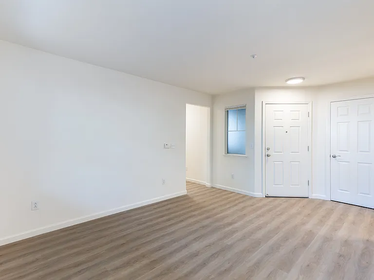 Sequoia Grove Apartments — Photo 5