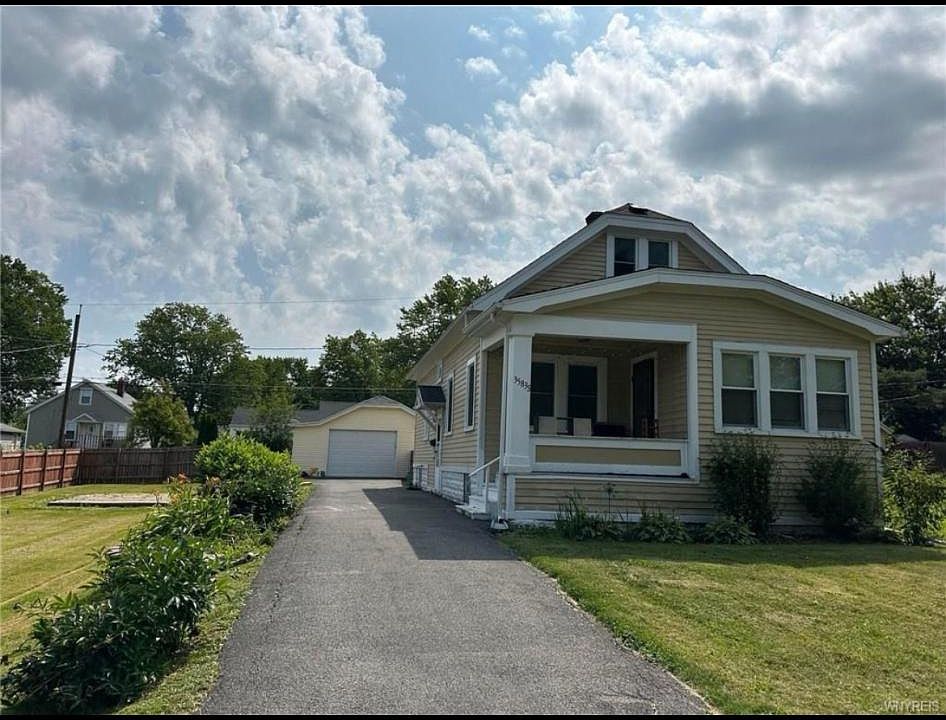 1st image of 3583 Harrison Ave