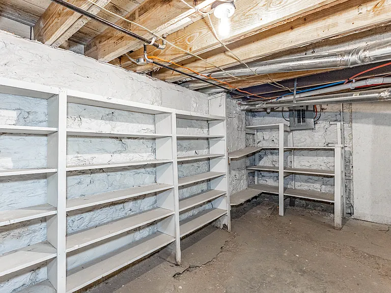 3901 Central St — Photo 68