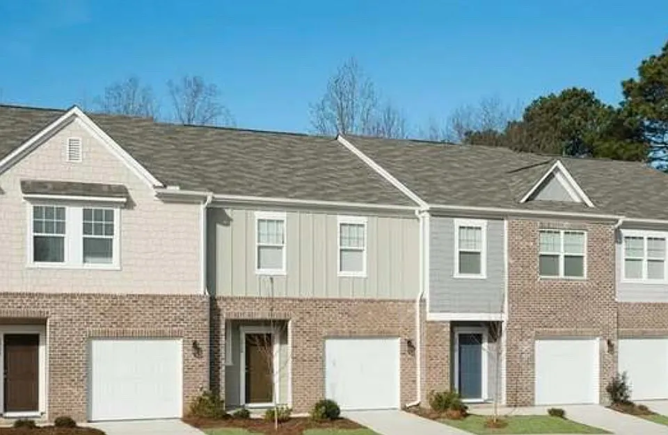 626 Jervis Way