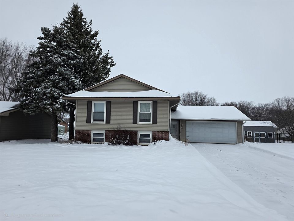 1st image of 301 Southmoor Dr