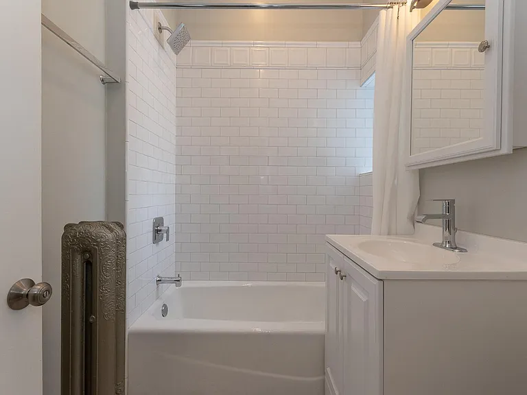 4816 N Winchester Ave #3 — Photo 7