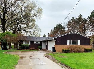 15541 Drake Rd, Strongsville, OH 44136