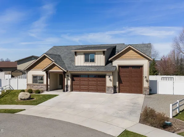1402 W Wayward Cir, Post Falls, ID 83854