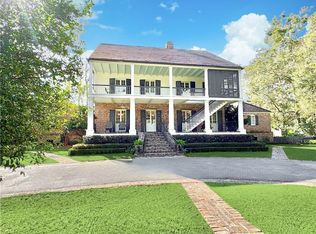 17119 Three Rivers Rd, Covington, LA 70433