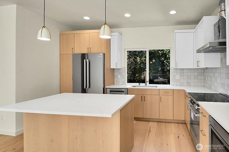 3rd image of 2606 NW 62nd Street
