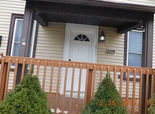 1009 44th St, Kenosha, WI 53140