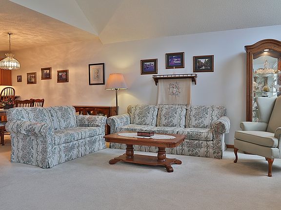 5th image of 2212 Bos Landen Dr #2