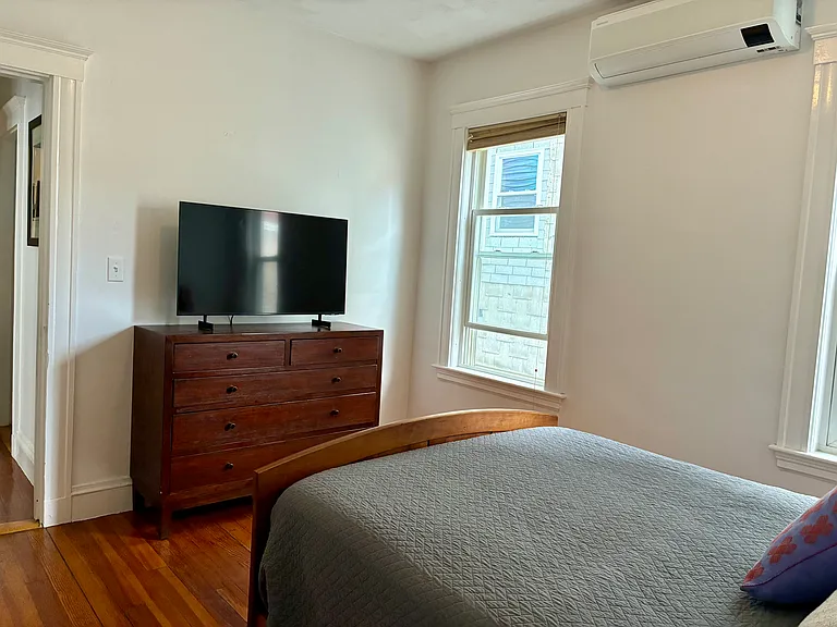 25 Child St #2 — Photo 9