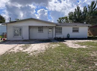 107 Willis St, Auburndale, FL 33823