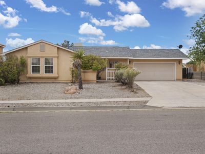 7032 Glen Hills Dr NE, Rio Rancho, NM, 87144