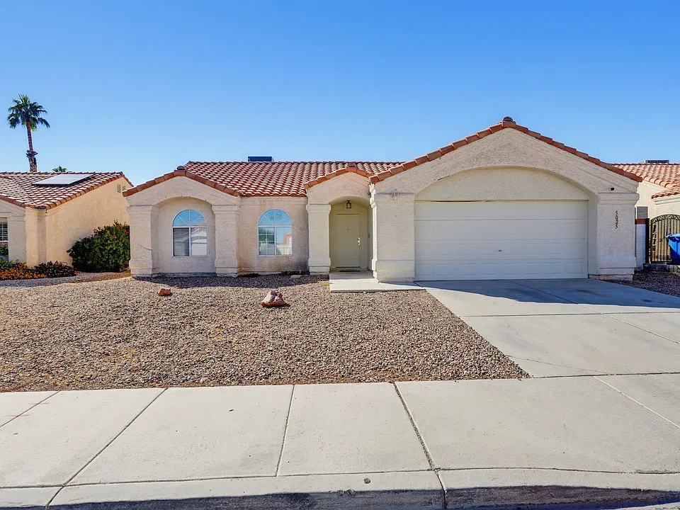 5025 Golfridge Dr