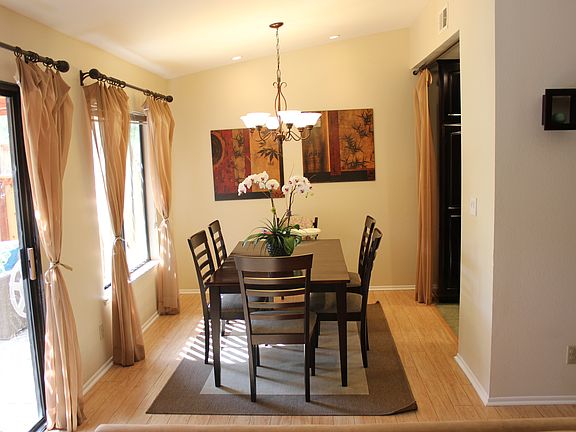4th image of 26136 Huerta Dr