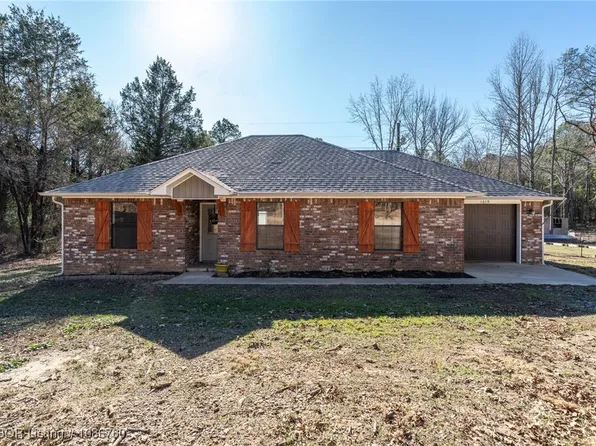 1619 Burchfiel Mountain Trl, Cedarville, AR 72932