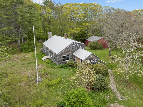 463 Back Meadow Road, Damariscotta, ME 04543