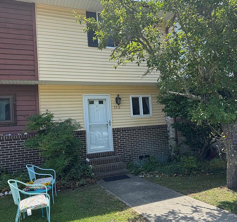 1st image of 7216 Oak Ridge Pl