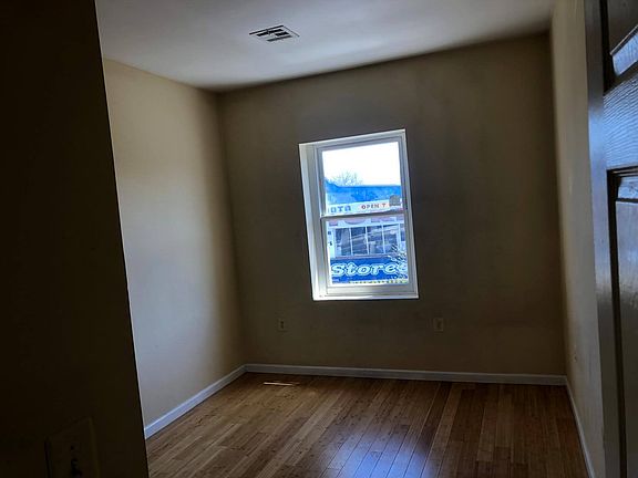 5th image of 34 Broadway Floor 2
