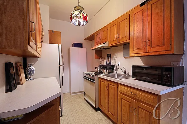 Sold by Bellmarc Realty | media 11