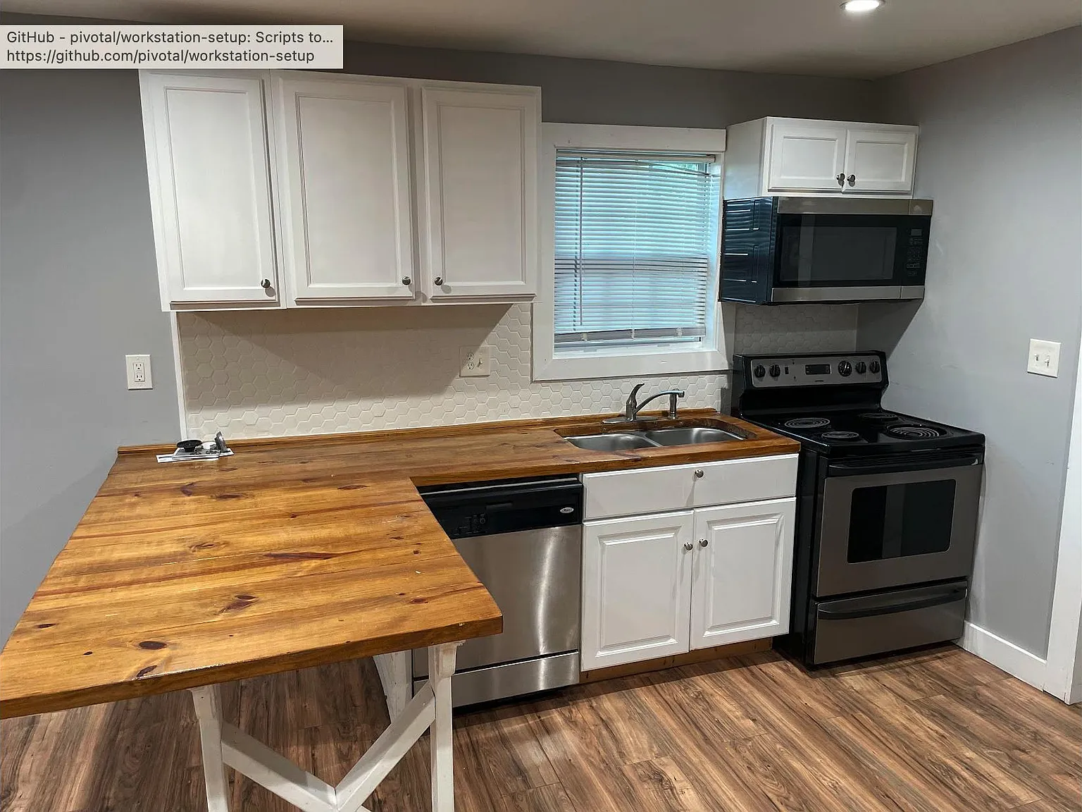 3 bed, 1100 sqft, $2,100 — Photo 3