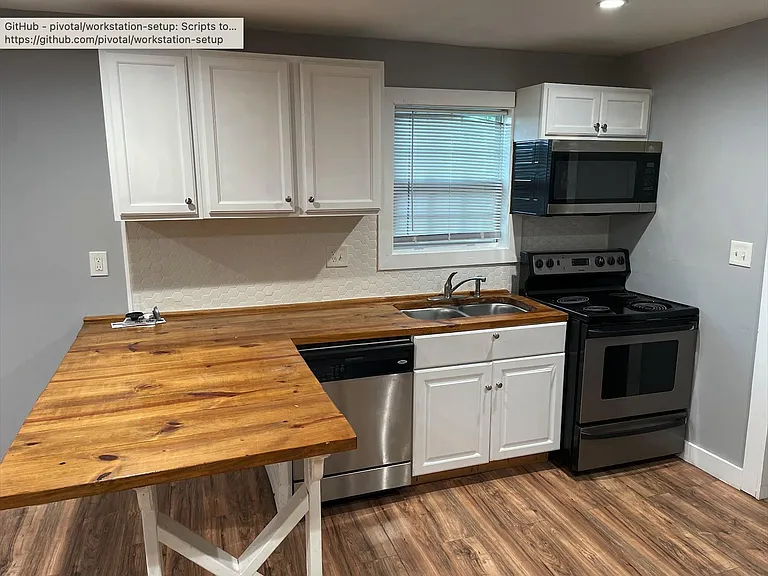 1769 Cahoon St SW — Photo 3