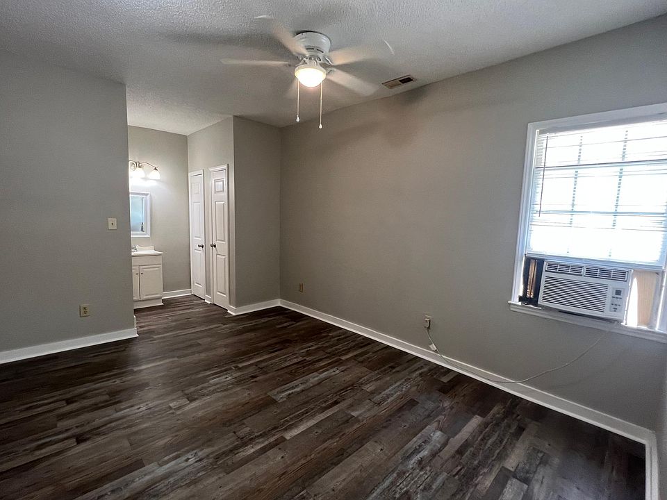 1st image of 306 N Pine St #C