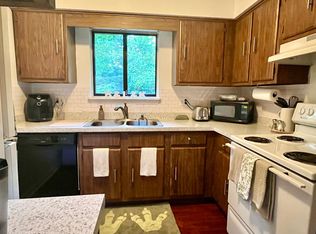 645 Burcham Dr, East Lansing, MI