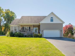 905 Crosscreek Dr, Christiansburg, VA 24073