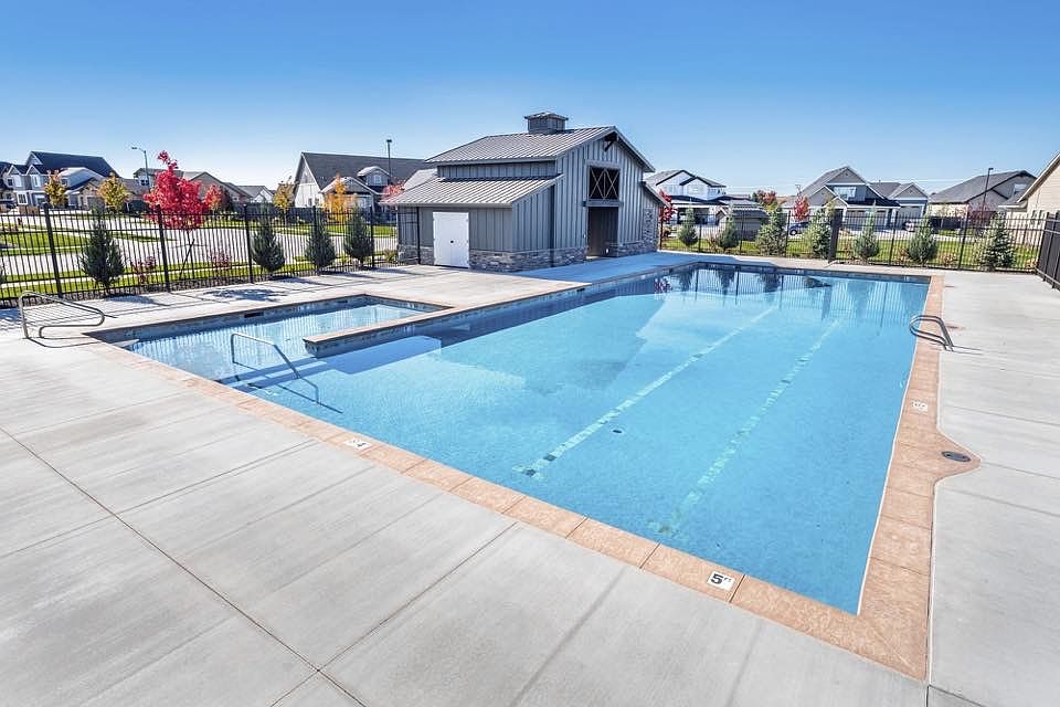2nd image of 5338 S. Tindaris Place