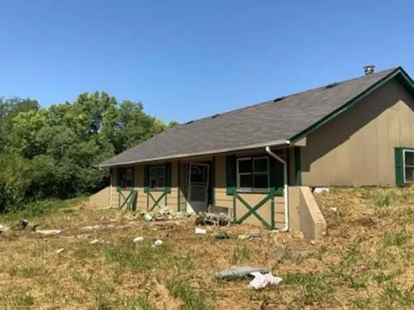 34043 W 120th St, Excelsior Springs, MO 64024
