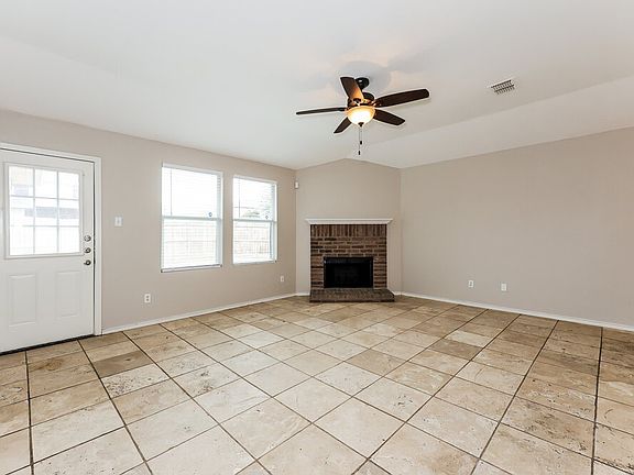 4th image of 1917 Indian Lilac Dr