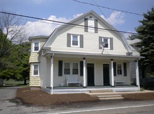 1008 E Main St, Hegins, PA 17938