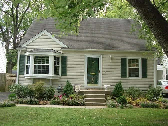 3326 Grandview Ave photo 1