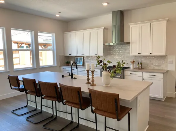 3033 Palo Alto St, Roseville, CA 95747